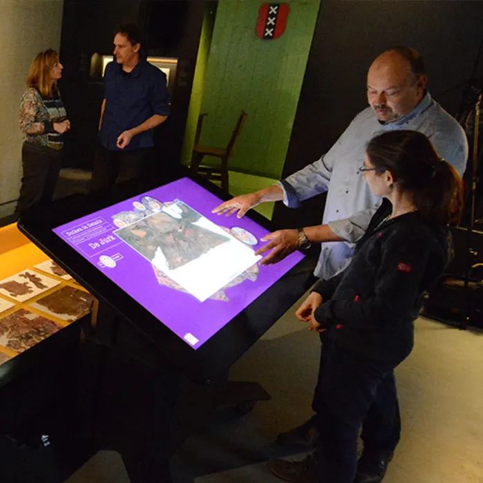 museum touch table with omnitapps cape skil