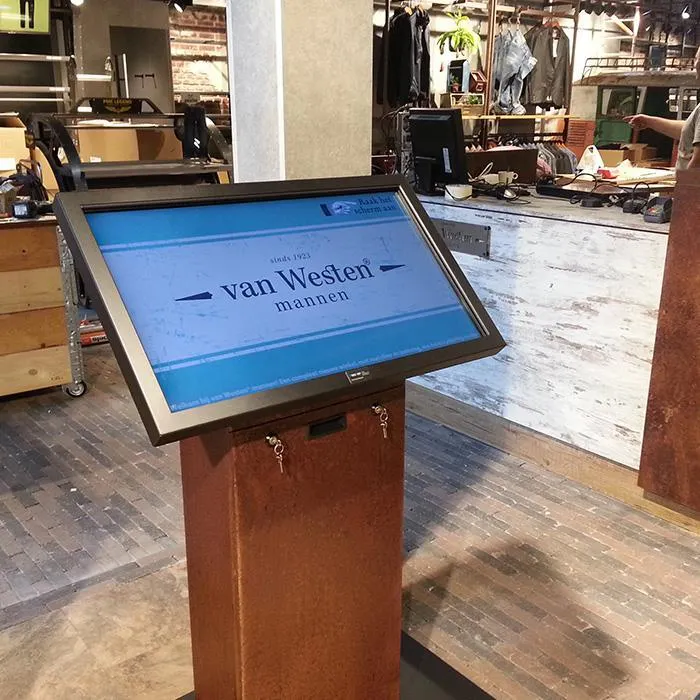 Van Westen store experience Omnitapps multi-touch application software case